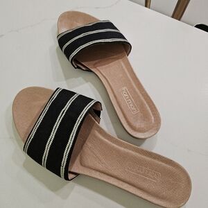 Hari Mari Sydney Woven Slide Sandal